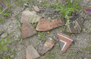 Fragmentos de cer&aacute;mica nasca hallados ex profeso en el sitio de Chiquiri II
